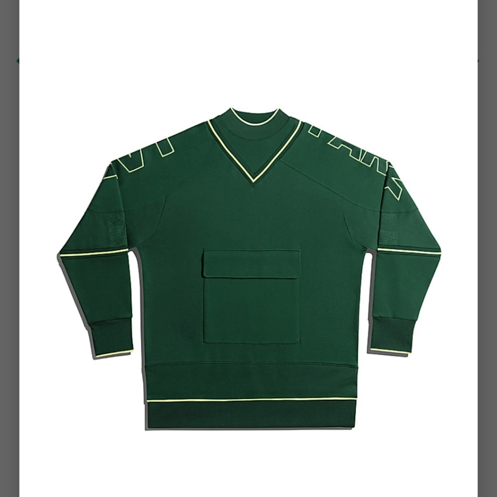 IVY PARK CARGO SWEATSHIRT